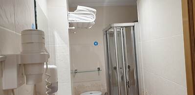 Hostal Las Fuentes - Adults Only