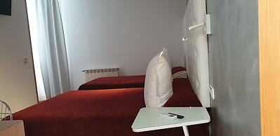 Hostal Las Fuentes - Adults Only