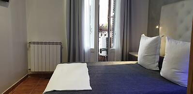 Hostal Las Fuentes - Adults Only