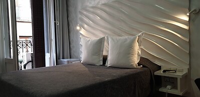 Hostal Las Fuentes - Adults Only