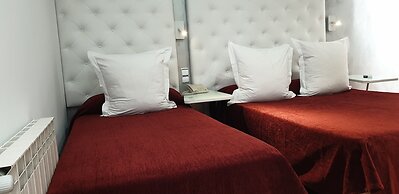 Hostal Las Fuentes - Adults Only