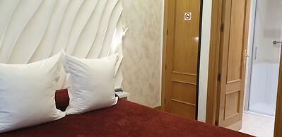 Hostal Las Fuentes - Adults Only