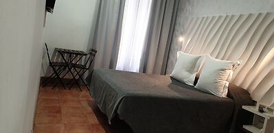 Hostal Las Fuentes - Adults Only