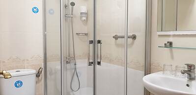 Hostal Las Fuentes - Adults Only