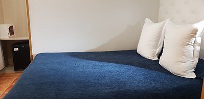 Hostal Las Fuentes - Adults Only