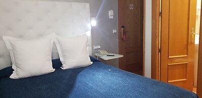 Hostal Las Fuentes - Adults Only