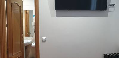 Hostal Las Fuentes - Adults Only