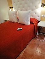 Hostal Las Fuentes - Adults Only