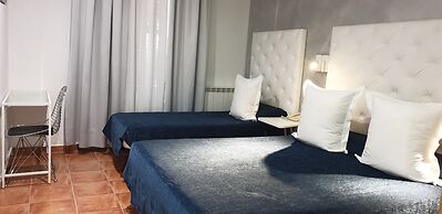 Hostal Las Fuentes - Adults Only