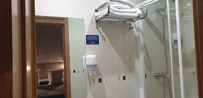 Hostal Las Fuentes - Adults Only