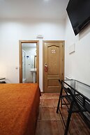 Hostal Las Fuentes - Adults Only