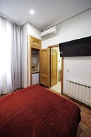 Hostal Las Fuentes - Adults Only