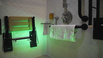Holiday Inn Manchester-Media City UK by IHG