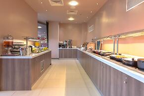 Holiday Inn Manchester-Media City UK by IHG
