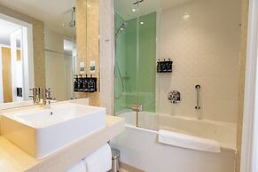 Holiday Inn Manchester-Media City UK by IHG