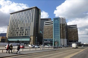 Holiday Inn Manchester-Media City UK by IHG