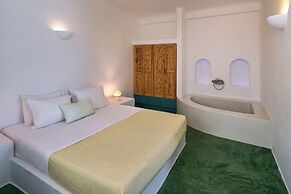 Nissia Beach Apartments and Suites