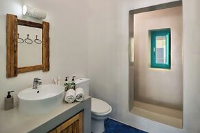 Nissia Beach Apartments and Suites