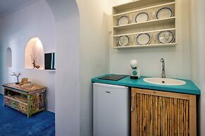 Nissia Beach Apartments and Suites