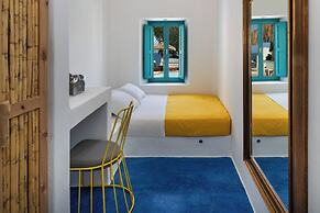 Nissia Beach Apartments and Suites