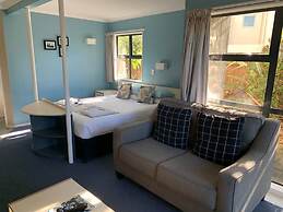 Wrights By The Sea Motel