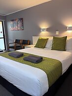 Wrights By The Sea Motel