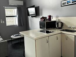 Wrights By The Sea Motel