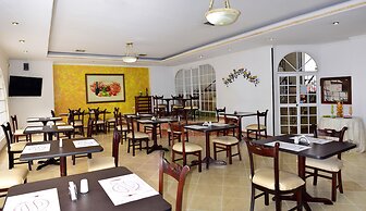 Hotel Plaza Versalles