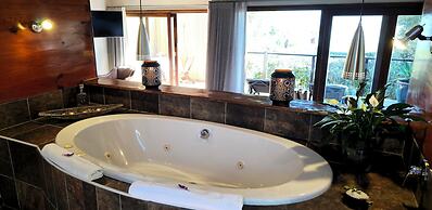 Elephant Hide of Knysna Guest Lodge