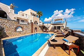 Hotel Thira