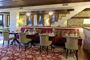 Zagori Suites Luxury Residences