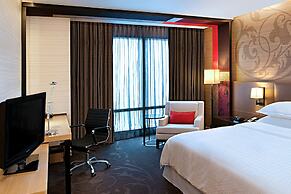 Four Points by Sheraton Bangkok, Sukhumvit 15