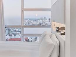 SO/ Vienna