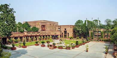 Faisalabad Serena Hotel