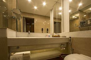 Faisalabad Serena Hotel