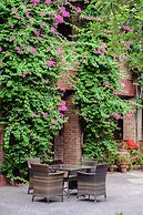 Faisalabad Serena Hotel