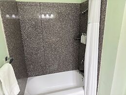 Klamath Motor Lodge