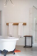 Qambathi Mountain Lodge