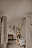 Qambathi Mountain Lodge