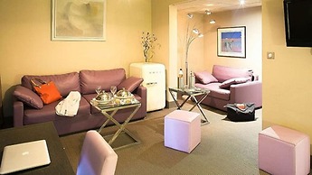 Safari Hotel