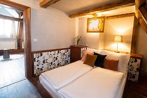 Miss Sophie's Charles Bridge