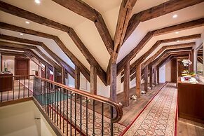 Miss Sophie's Charles Bridge