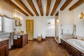 Hotel Martinis Marchi