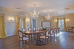 Hotel Martinis Marchi