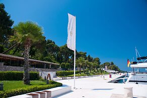 Hotel Martinis Marchi