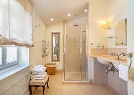 Hotel Martinis Marchi