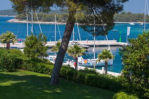 Hotel Martinis Marchi