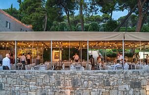 Hotel Martinis Marchi