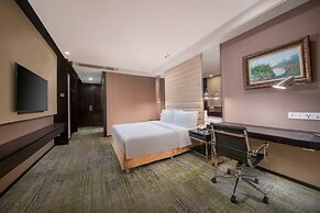 Holiday Inn Beijing Focus Square by IHG