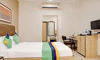 Hotel Madhav International